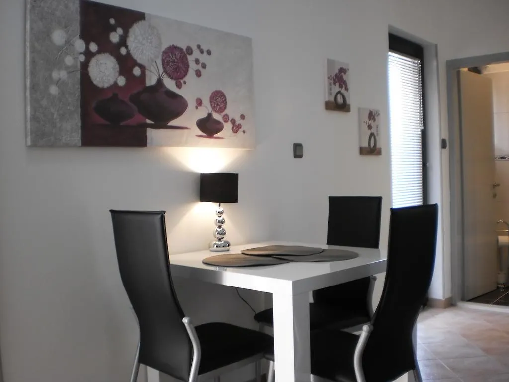 Apartment Dalmatino Split 0*,  Croatia